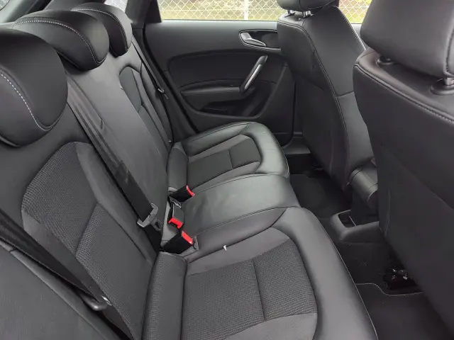 AUDI A1 Sportback  S line