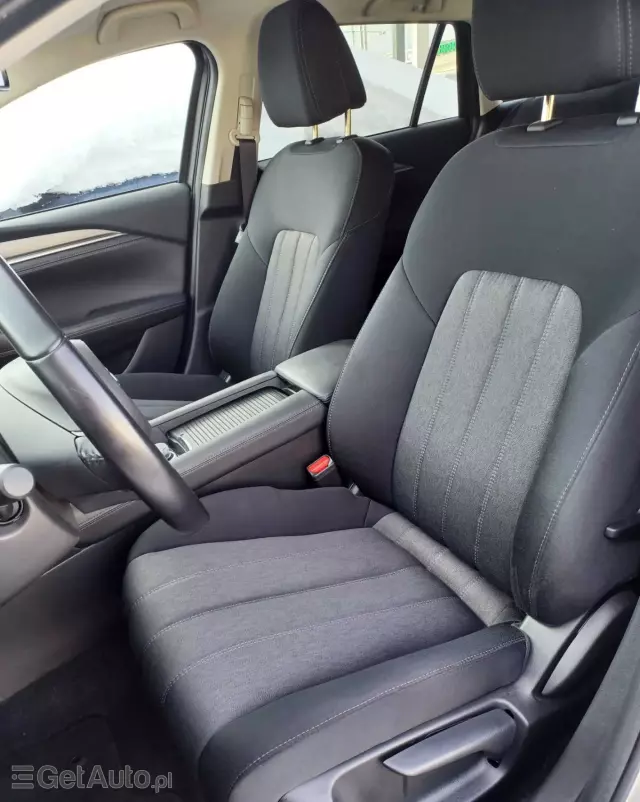 MAZDA 6 2.0 Center-Line