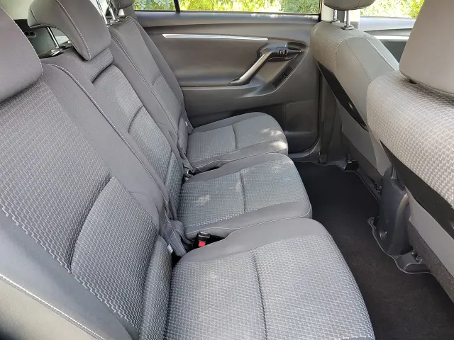 TOYOTA Verso Prestige
