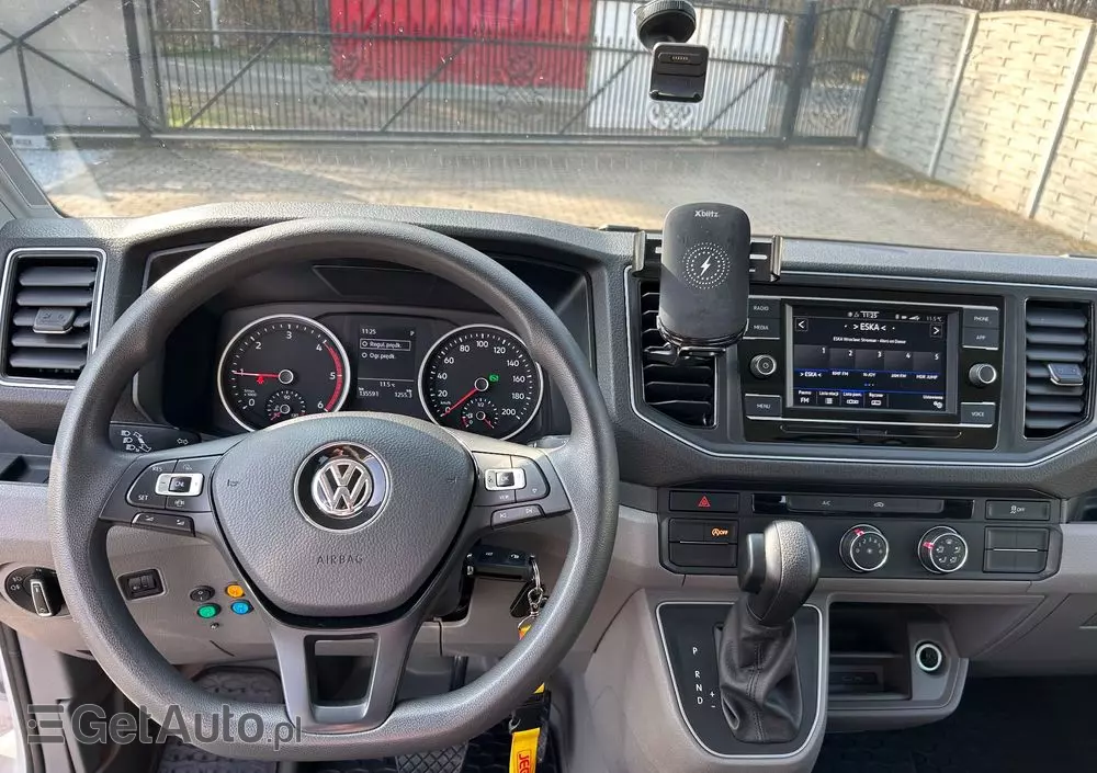 VOLKSWAGEN Crafter 