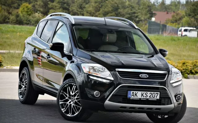 FORD Kuga 