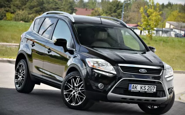 FORD Kuga 
