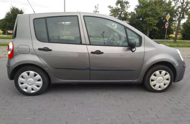 RENAULT Modus 