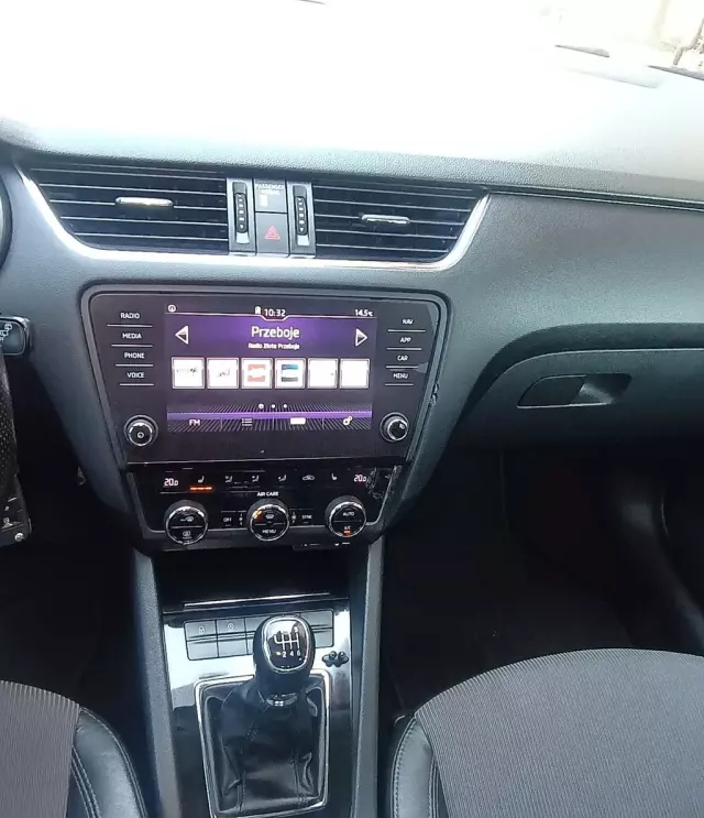 SKODA Octavia 
