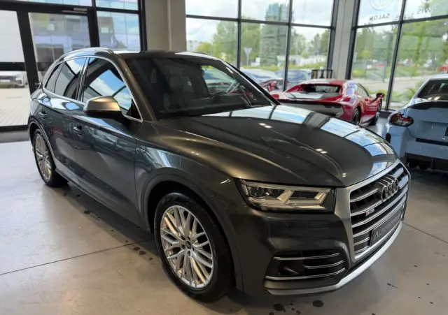 AUDI SQ5 