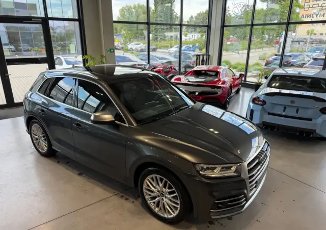 AUDI SQ5 