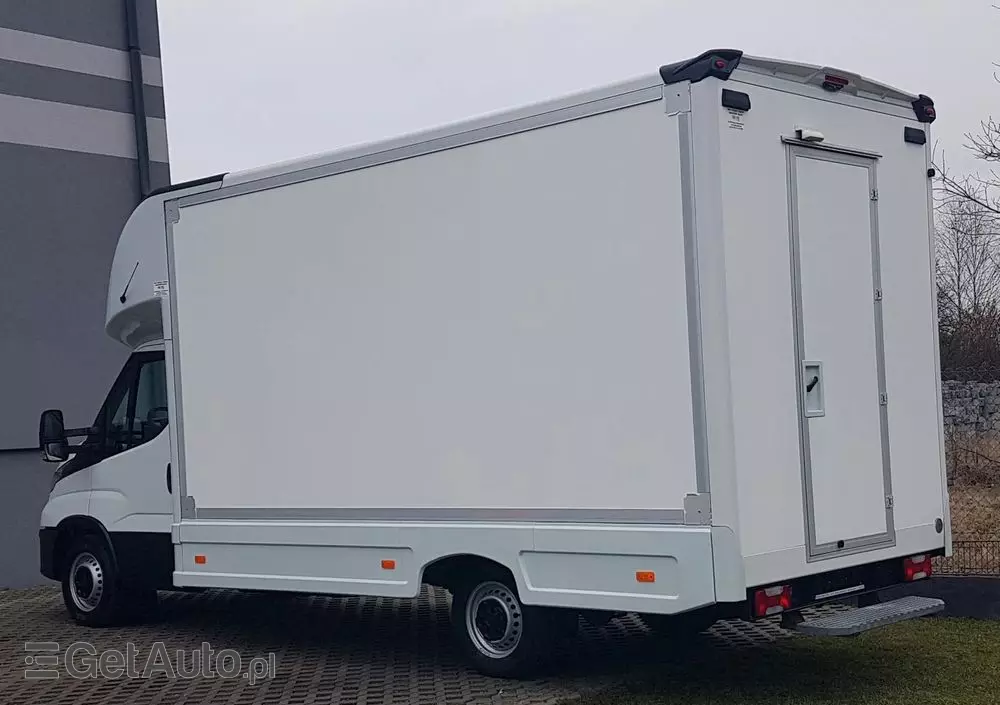 IVECO DAILY KONTENER NISKOPODŁOGOWY 4,43x2,23x2,42 SKLEP BAR FOODTRUCK KAMPER KLIMA 