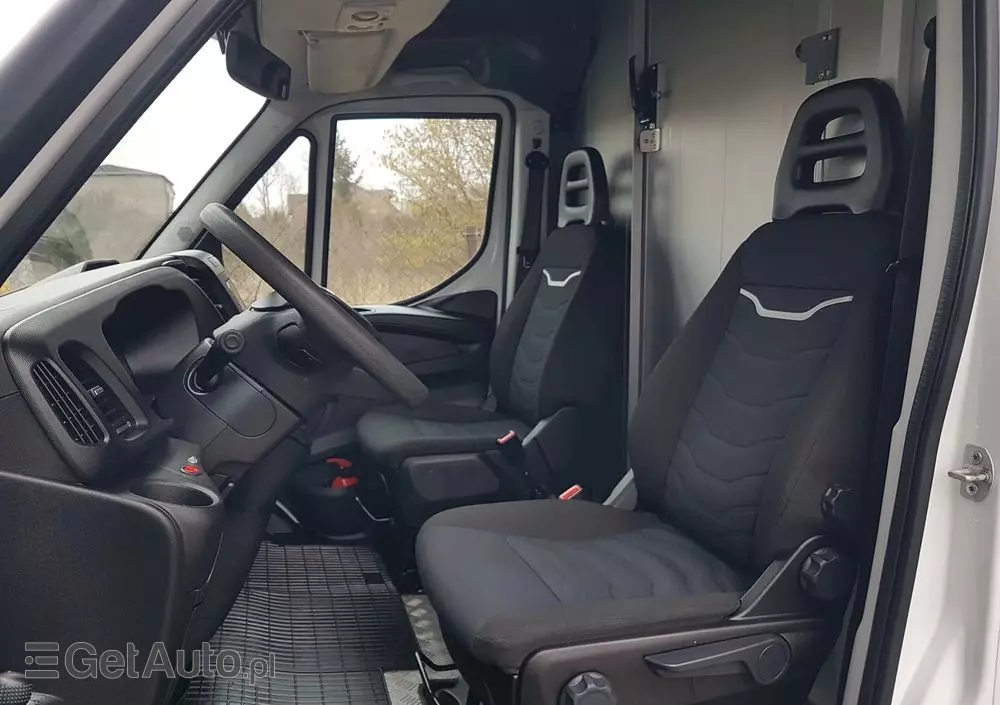 IVECO DAILY KONTENER NISKOPODŁOGOWY 4,43x2,23x2,42 SKLEP BAR FOODTRUCK KAMPER KLIMA 