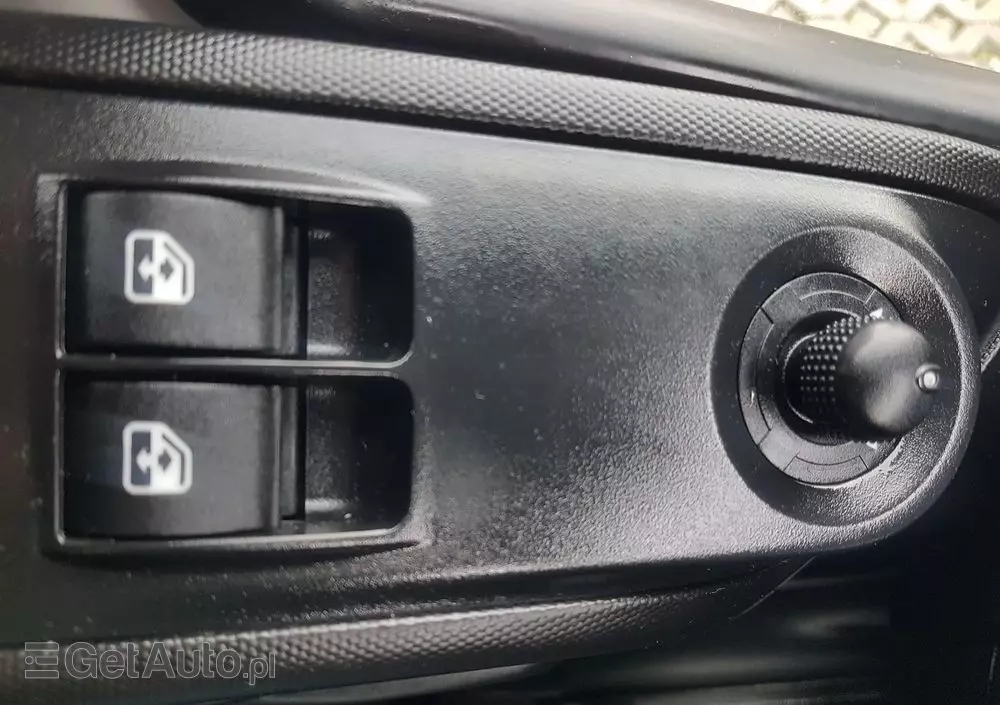 IVECO DAILY KONTENER NISKOPODŁOGOWY 4,43x2,23x2,42 SKLEP BAR FOODTRUCK KAMPER KLIMA 