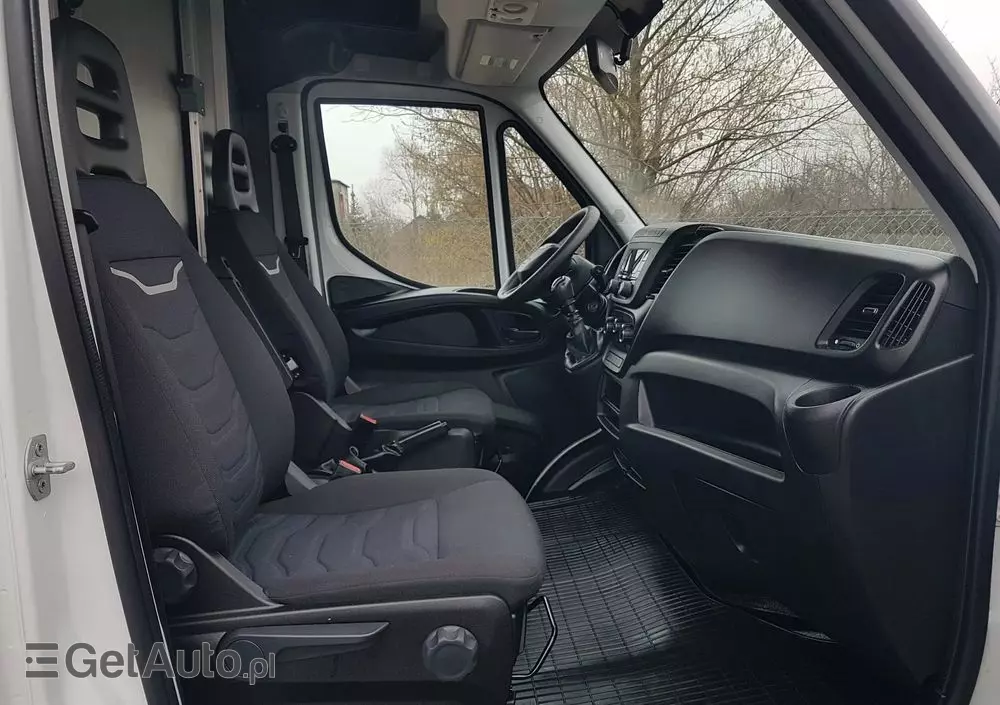 IVECO DAILY KONTENER NISKOPODŁOGOWY 4,43x2,23x2,42 SKLEP BAR FOODTRUCK KAMPER KLIMA 