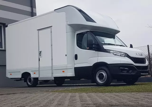 IVECO DAILY KONTENER NISKOPODŁOGOWY 4,43x2,23x2,42 SKLEP BAR FOODTRUCK KAMPER KLIMA 