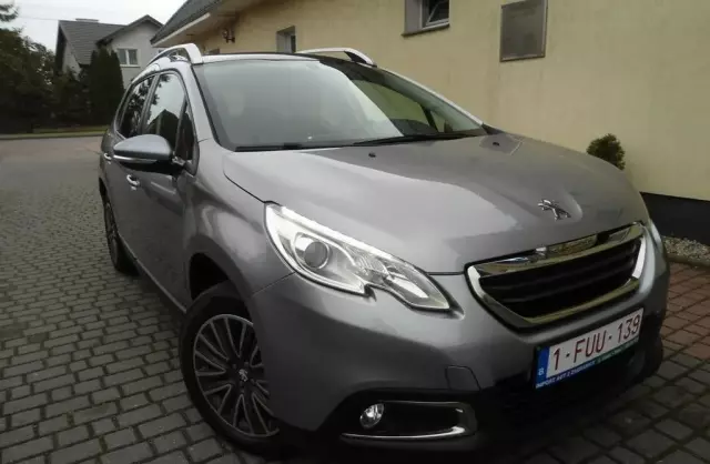 PEUGEOT 2008 