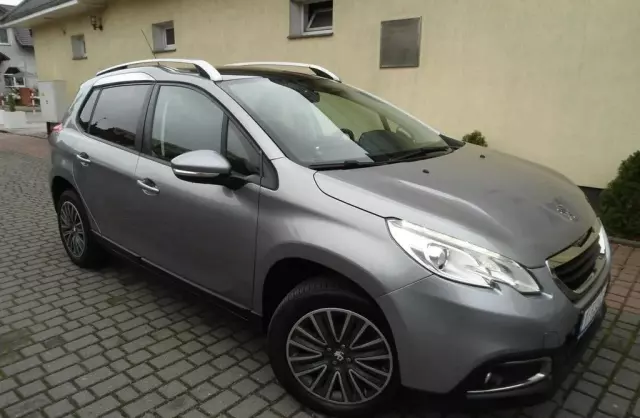 PEUGEOT 2008 