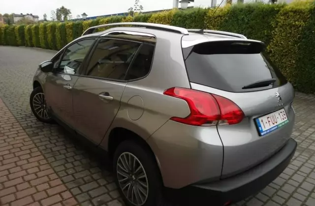 PEUGEOT 2008 