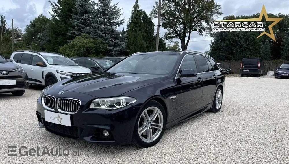 BMW Seria 5 525d xDrive Touring Sport-Aut