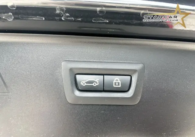 BMW Seria 5 525d xDrive Touring Sport-Aut