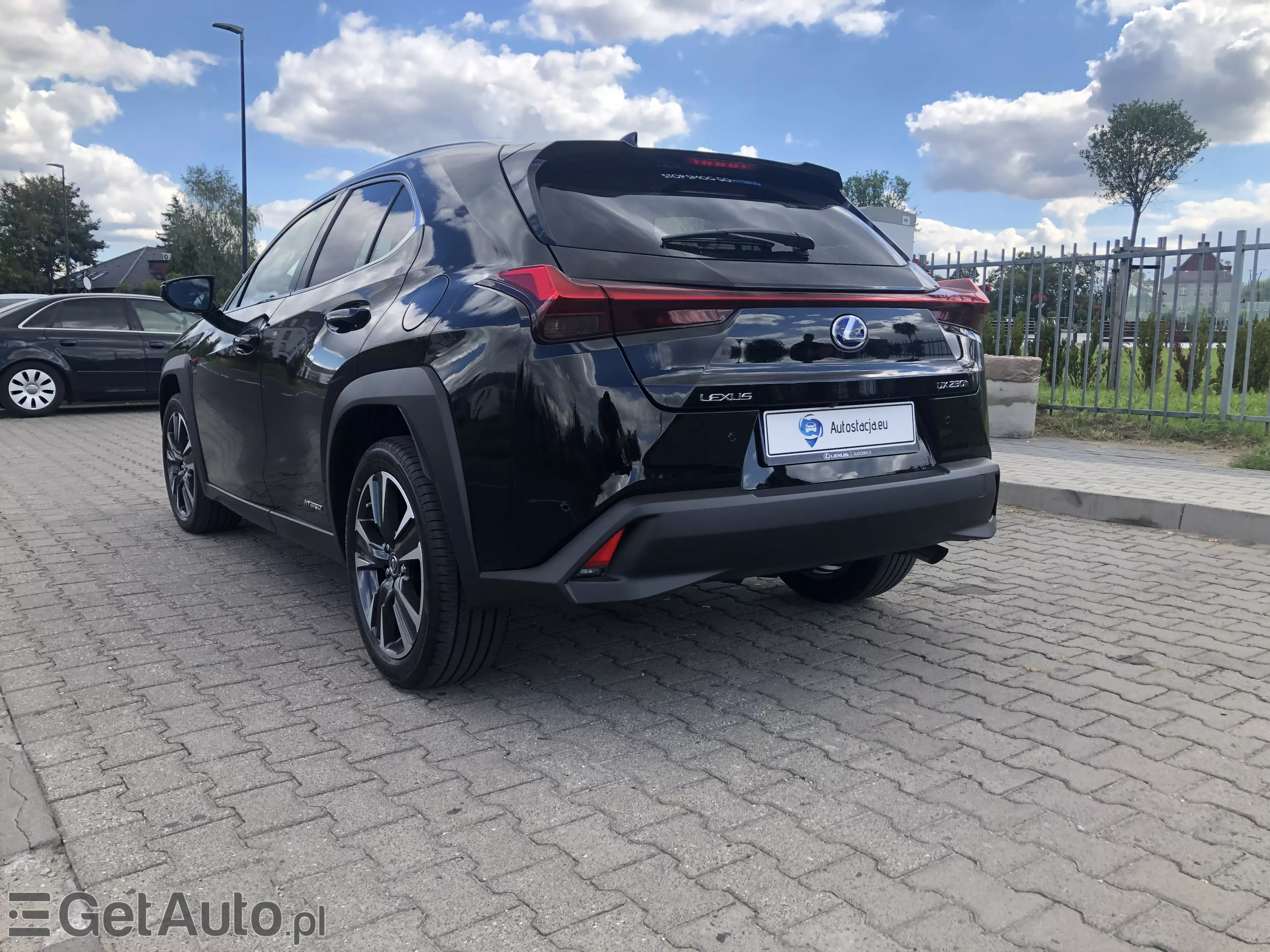 LEXUS UX 