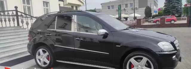 MERCEDES-BENZ Klasa M 