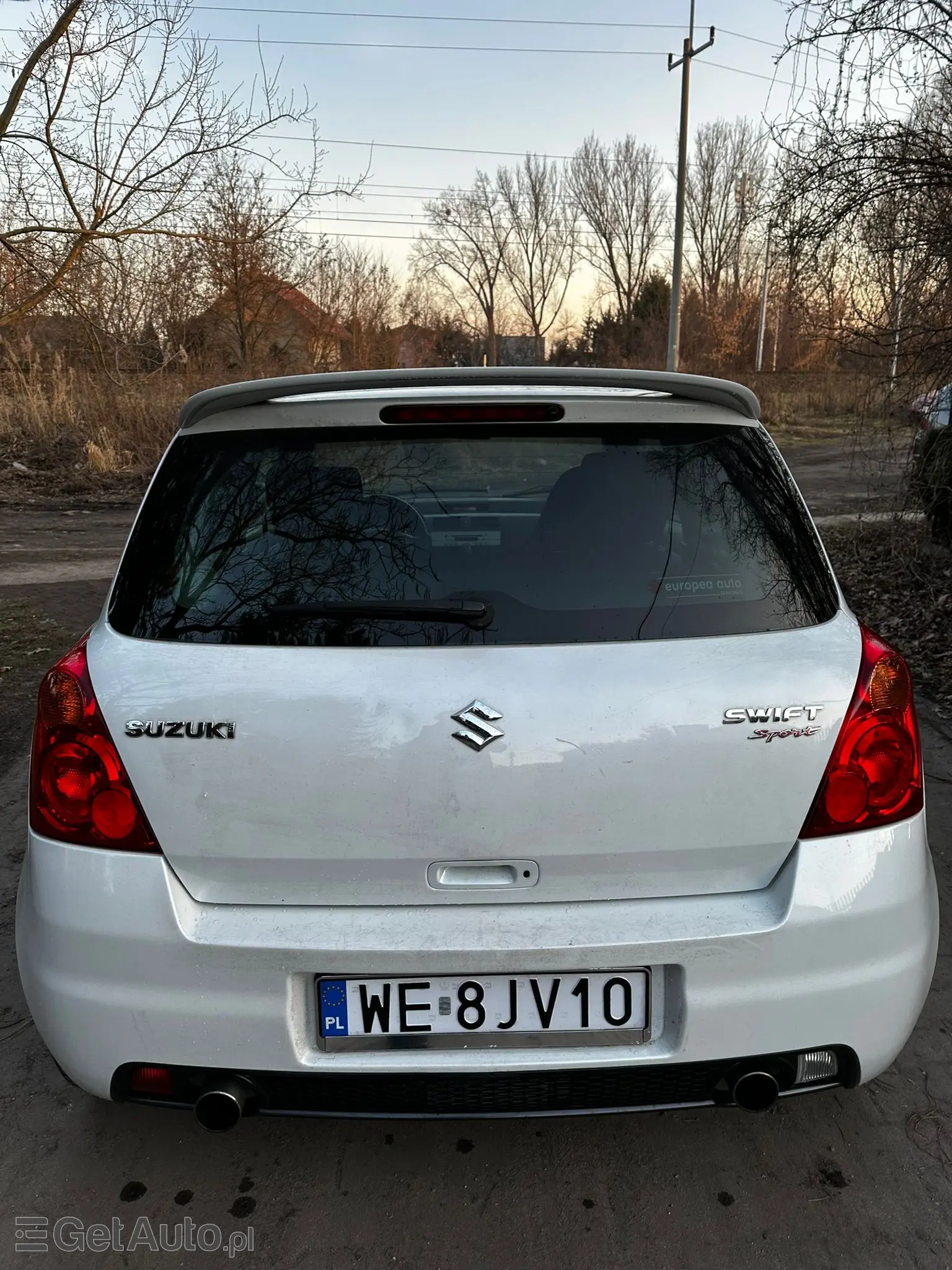 SUZUKI Swift 
