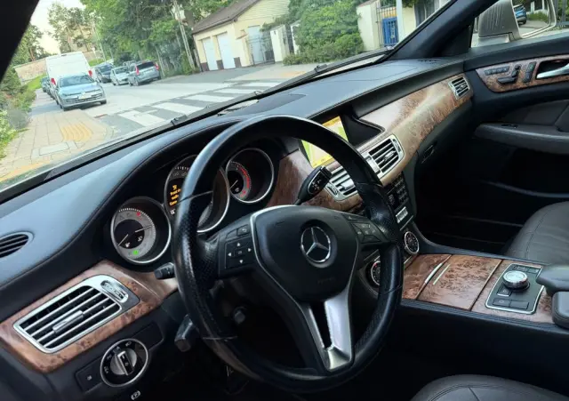 MERCEDES-BENZ CLS 350 CDI 7G-TRONIC