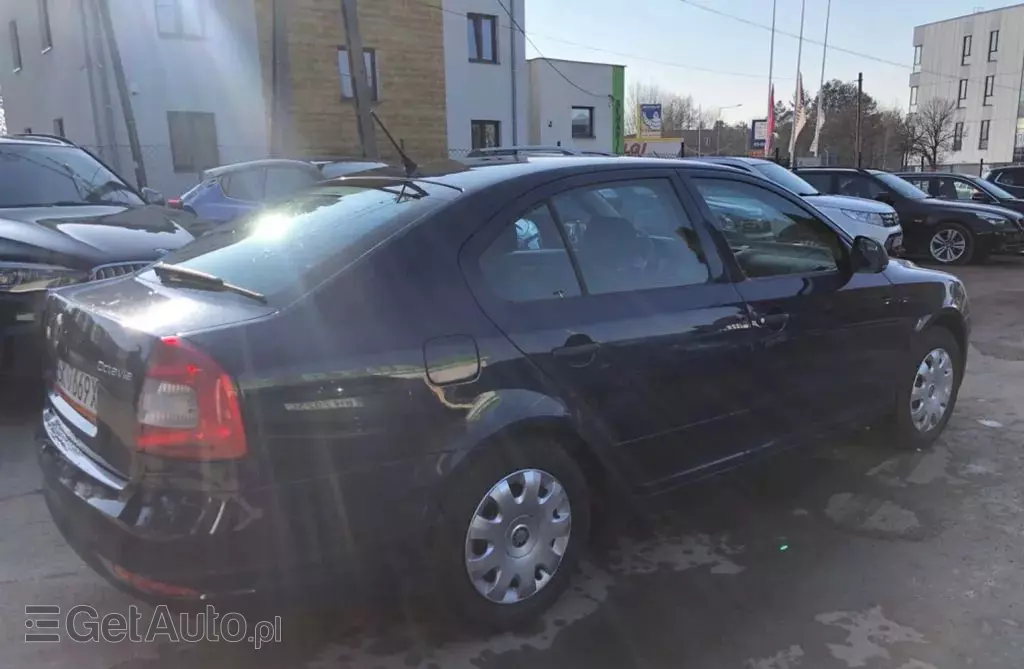 SKODA Octavia 