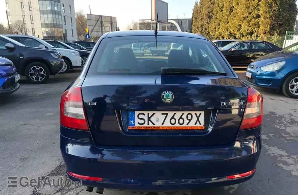 SKODA Octavia 
