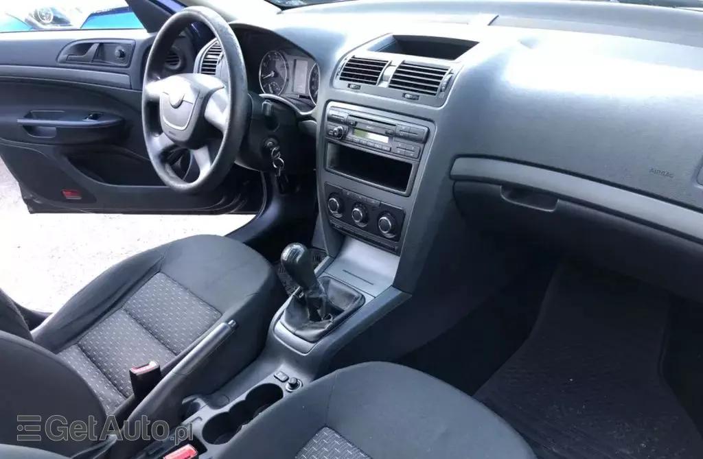 SKODA Octavia 