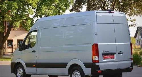 HYUNDAI H 350 