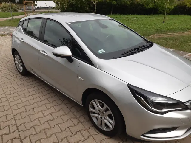 OPEL Astra Enjoy S&S