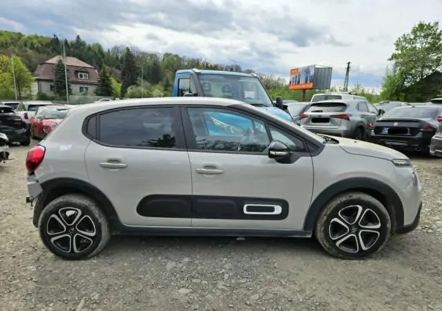 CITROËN C3 BlueHDi 100 S&S SHINE PACK