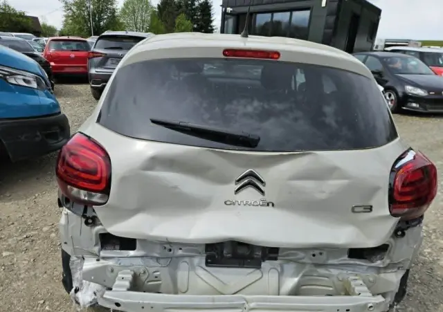 CITROËN C3 BlueHDi 100 S&S SHINE PACK