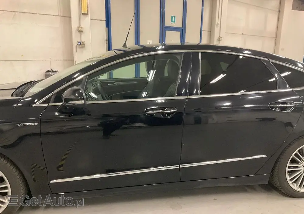 FORD Mondeo 2.0 TDCi STart-Stopp PowerShift-Aut Vignale