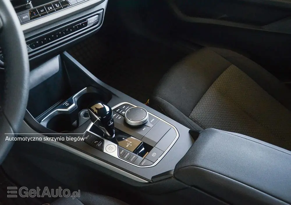 BMW Seria 1 118i Advantage