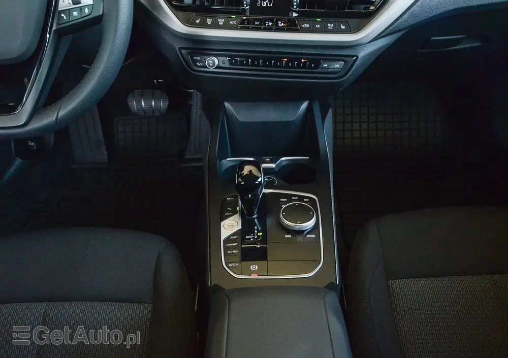 BMW Seria 1 118i Advantage