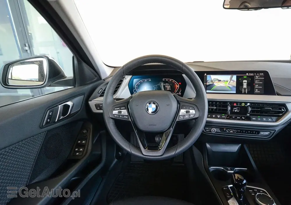 BMW Seria 1 118i Advantage