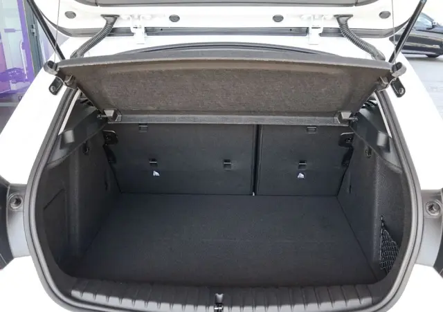 BMW Seria 1 118i Advantage