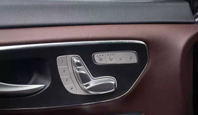 MERCEDES-BENZ Klasa V 