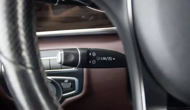 MERCEDES-BENZ Klasa V 