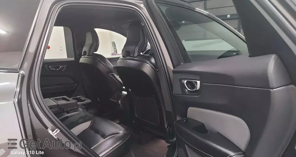 VOLVO XC 60 B4 D Geartronic RDesign