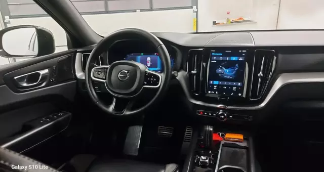 VOLVO XC 60 B4 D Geartronic RDesign