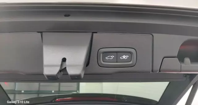 VOLVO XC 60 B4 D Geartronic RDesign