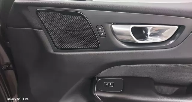 VOLVO XC 60 B4 D Geartronic RDesign