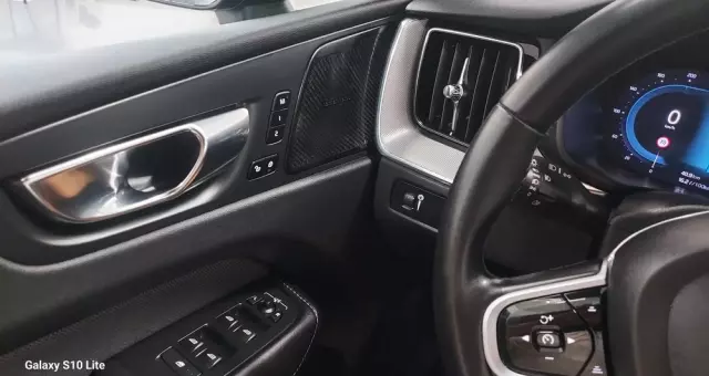 VOLVO XC 60 B4 D Geartronic RDesign