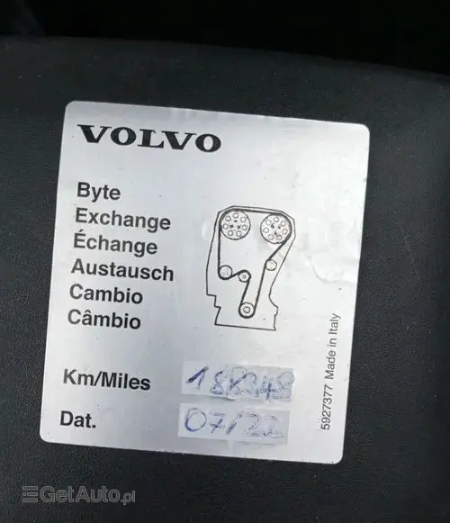 VOLVO V60 