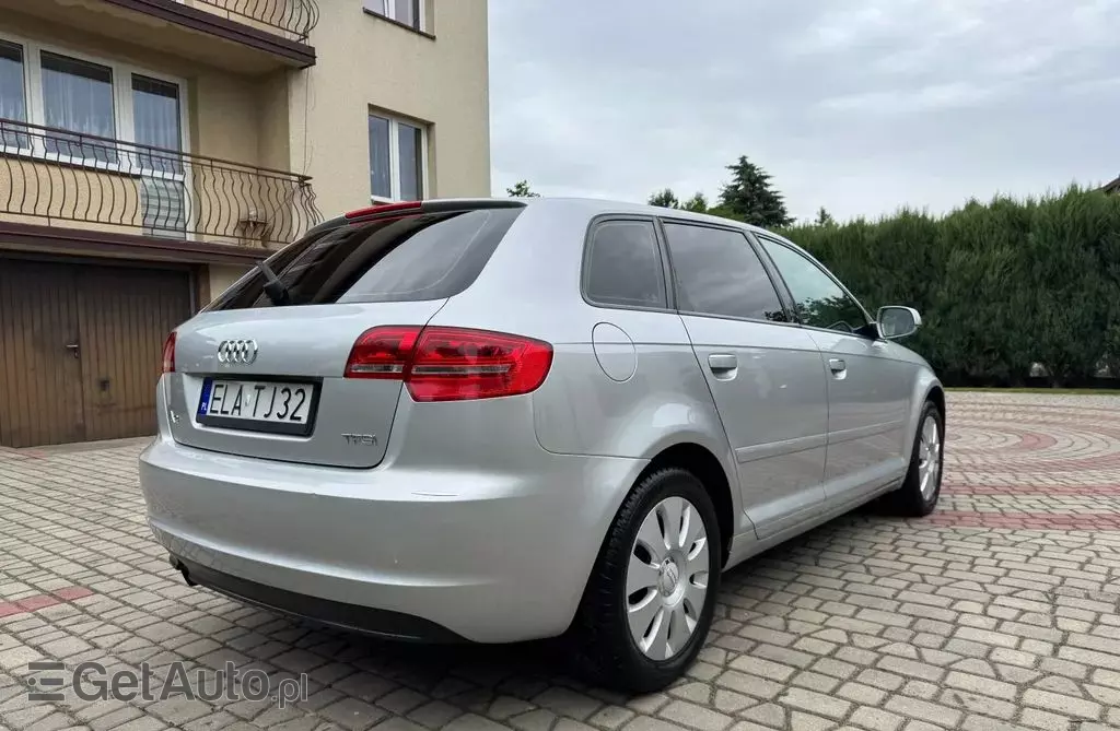 AUDI A3 
