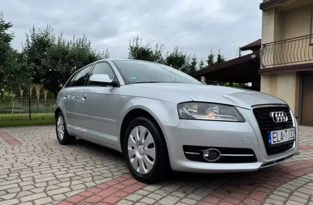 AUDI A3 
