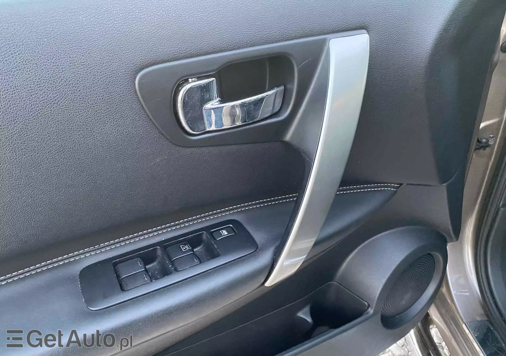 NISSAN Qashqai 2.0 visia