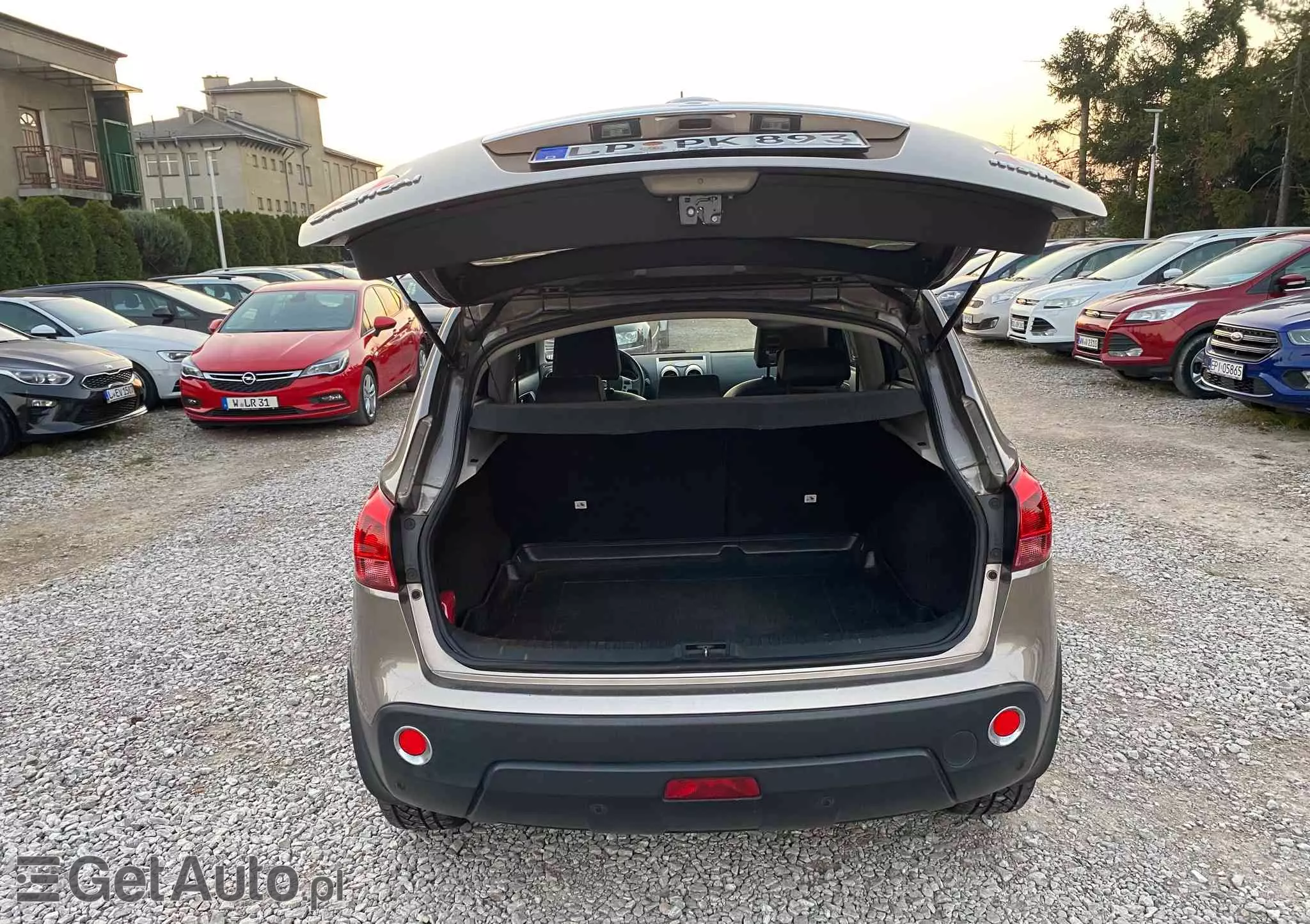 NISSAN Qashqai 2.0 visia