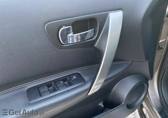 NISSAN Qashqai 2.0 visia