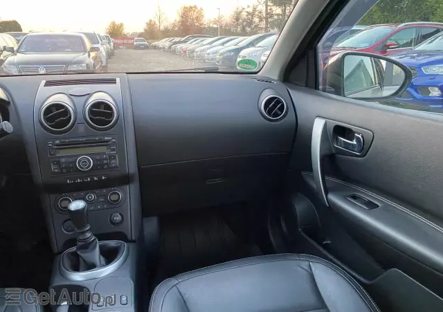 NISSAN Qashqai 2.0 visia